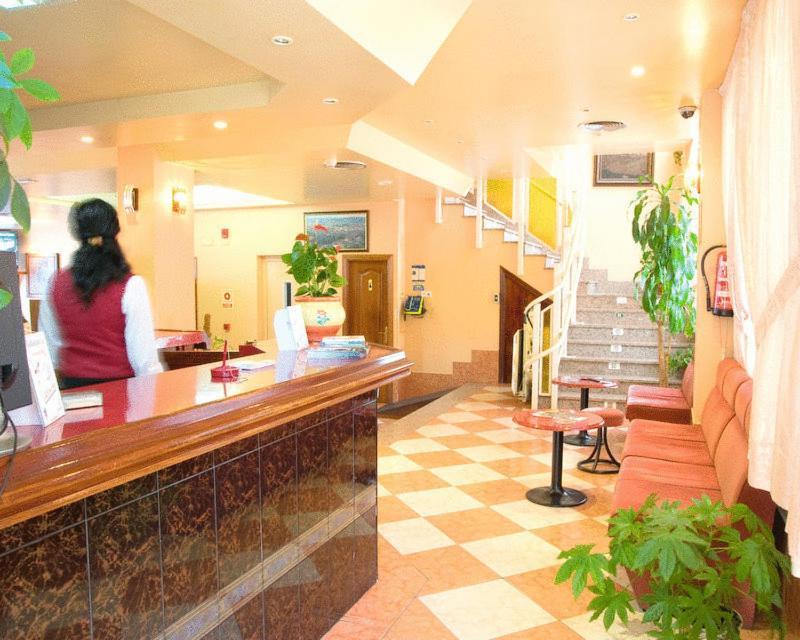 Hotel Can-Vic Guadalajara Eksteriør billede